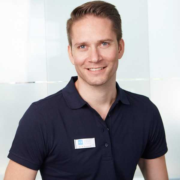 Dr. med. dent. Miha Brezavscek